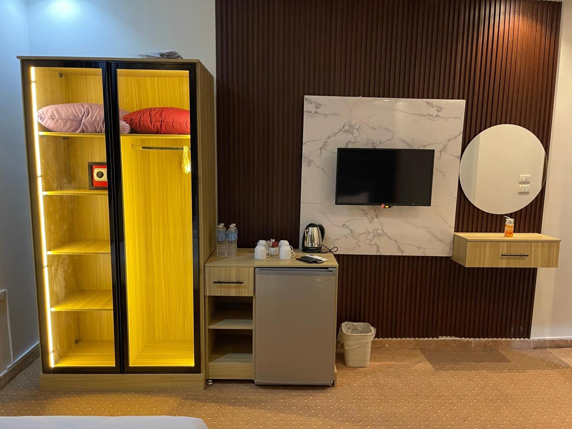 Rehana Pyramids Hotel Kafret el-Gabal Extérieur photo